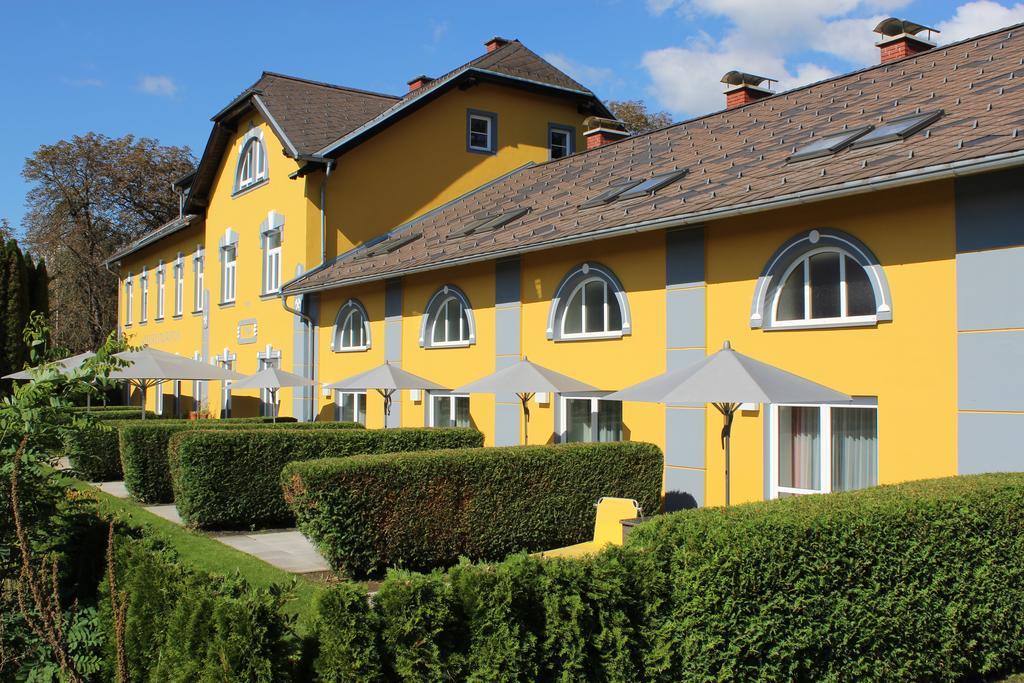 Gaestehaus Karl August Fohnsdorf Exterior photo